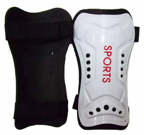 Щитки футбольные 0565 (малые)