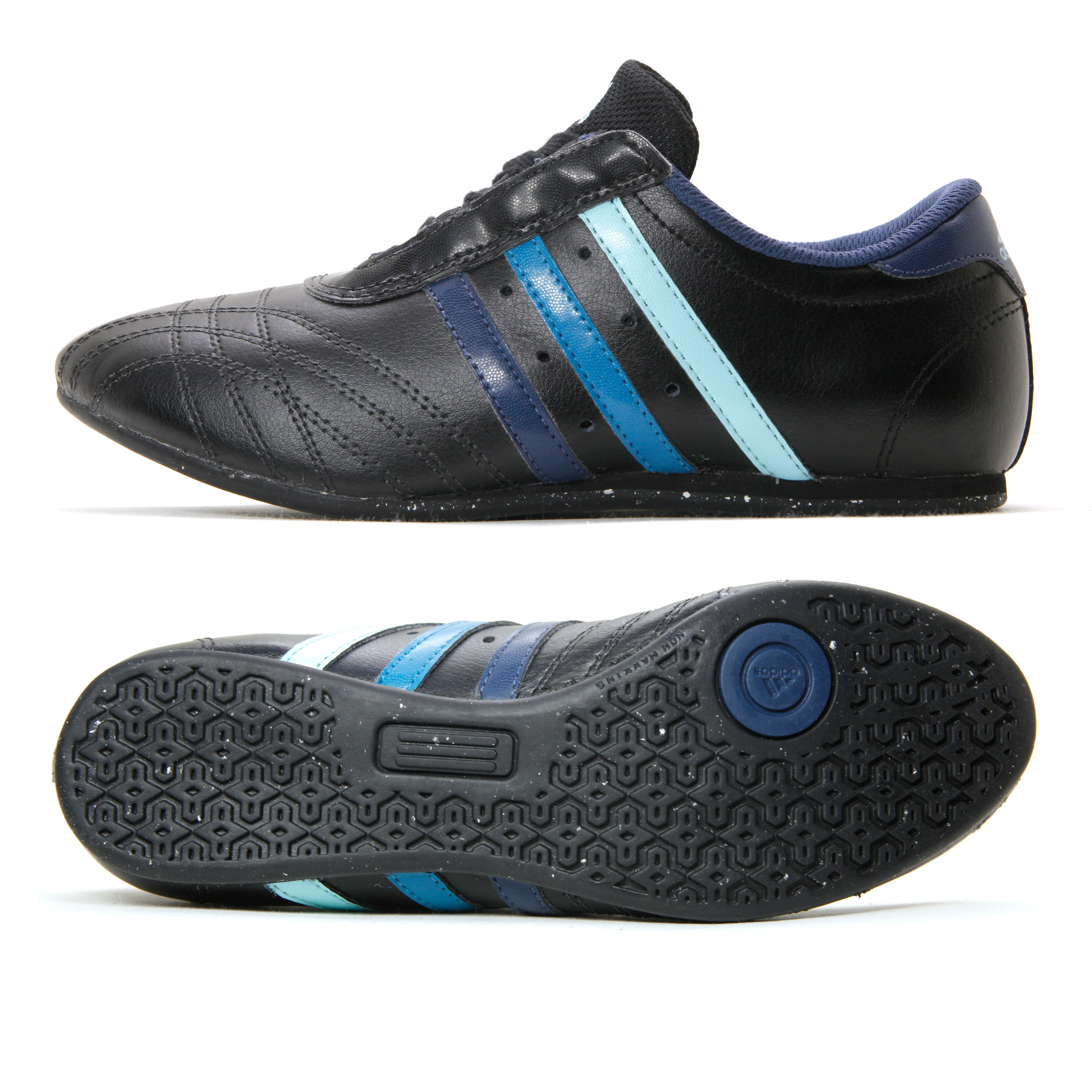 Обувь спортивная женская "Adidas" Q23089