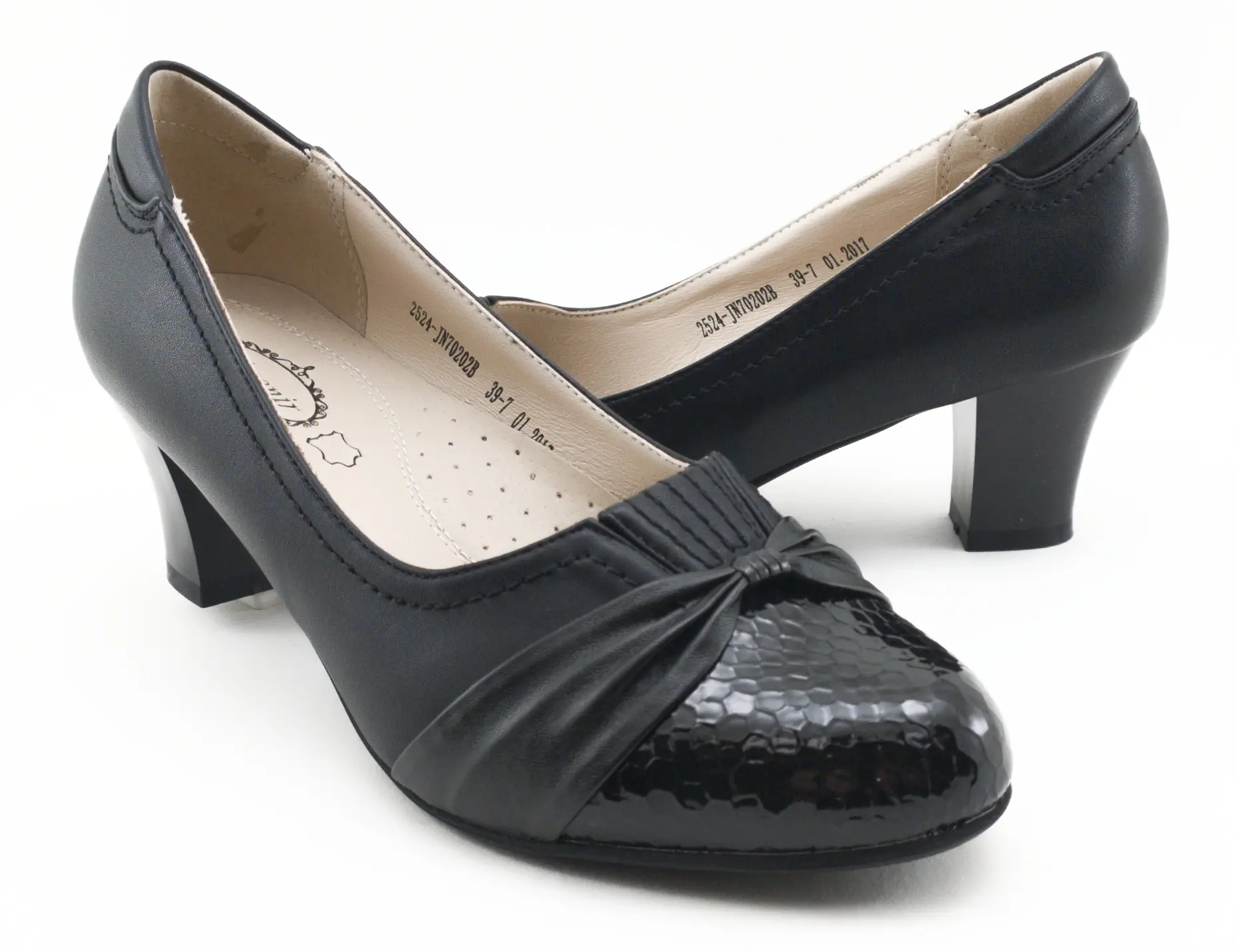 Туфли женские "Avenir" 2524-JN70202B