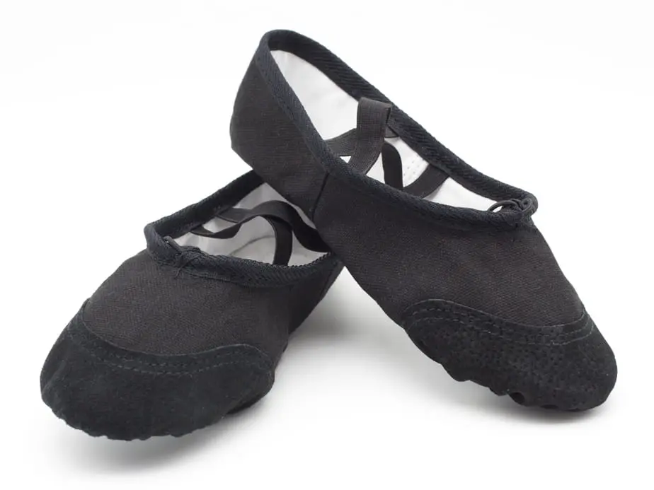 Балетки гимнастические BEN-001 черный (с носиком)